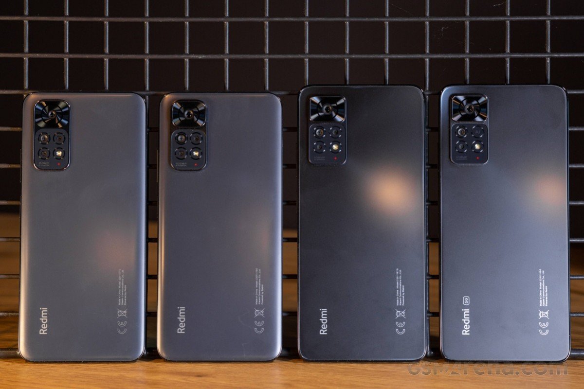 Xiaomi Redmi Note 11S, second from left