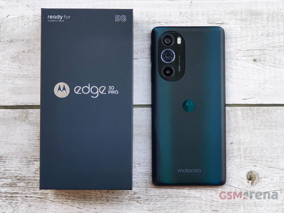 Motorola Edge 30 Pro in for review