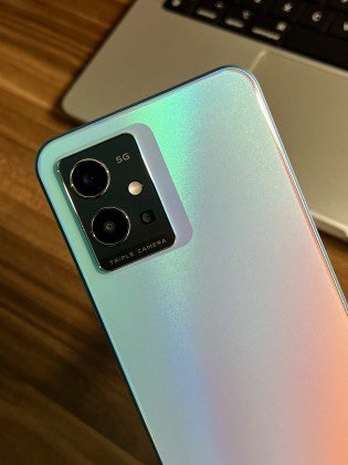 vivo T1 5G live photos