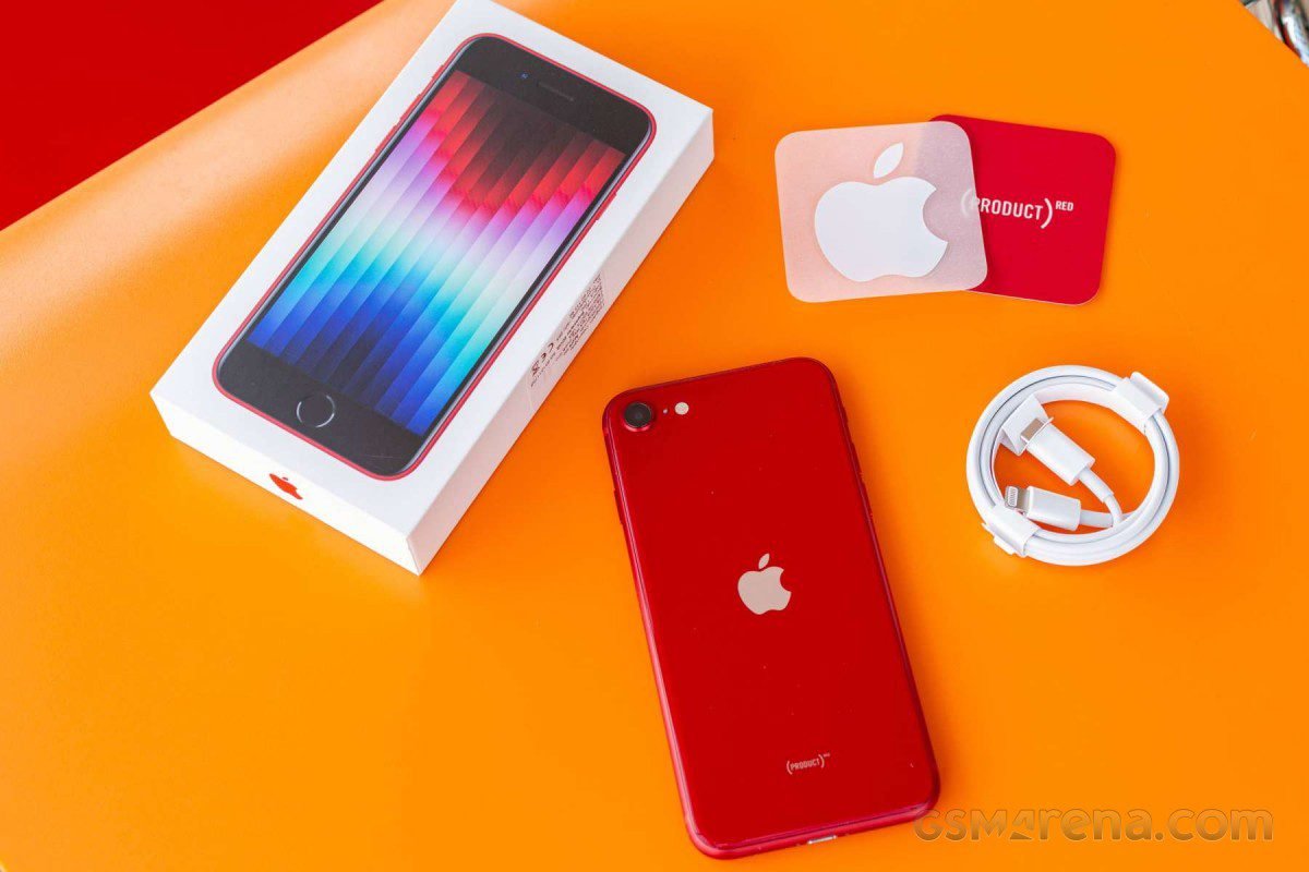 Apple iPhone SE (2022) in for review