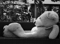 Black & white camera samples from the Xiaomi 12S Ultra concept device (12MP)