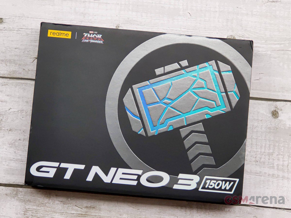 Realme GT Neo 3 150W Thor Love and Thunder Limited Edition hands-on